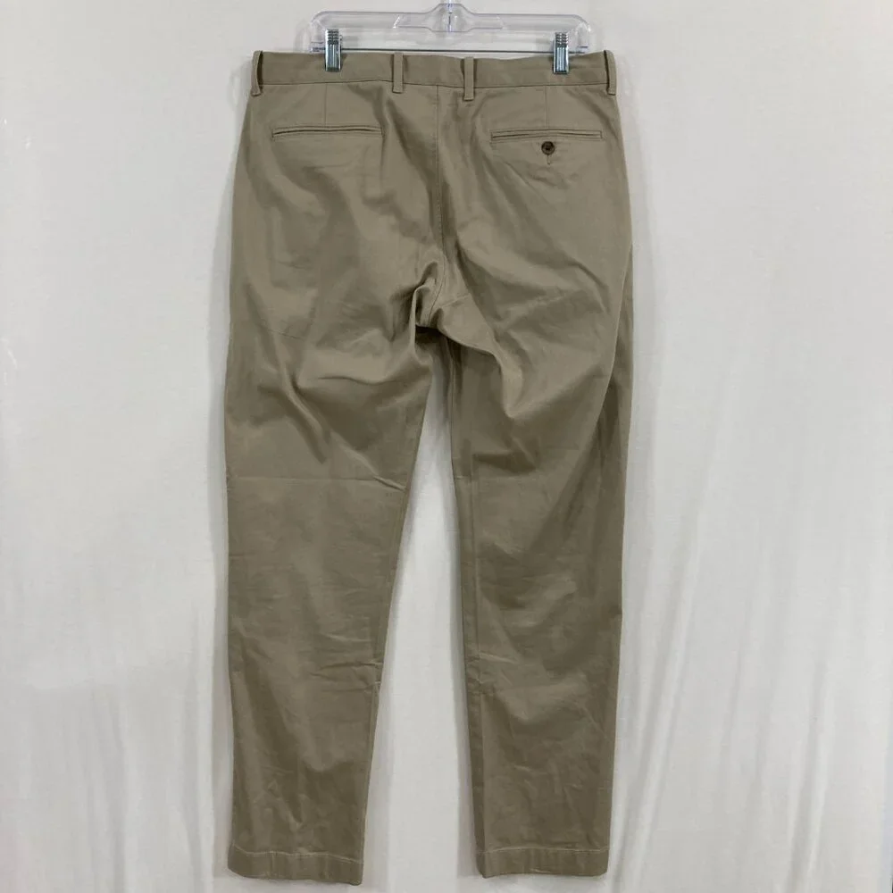 J. Crew Mens Flex Chino Pants size 34 x 32 Cream Tan Straight Leg‎ Preppy Office